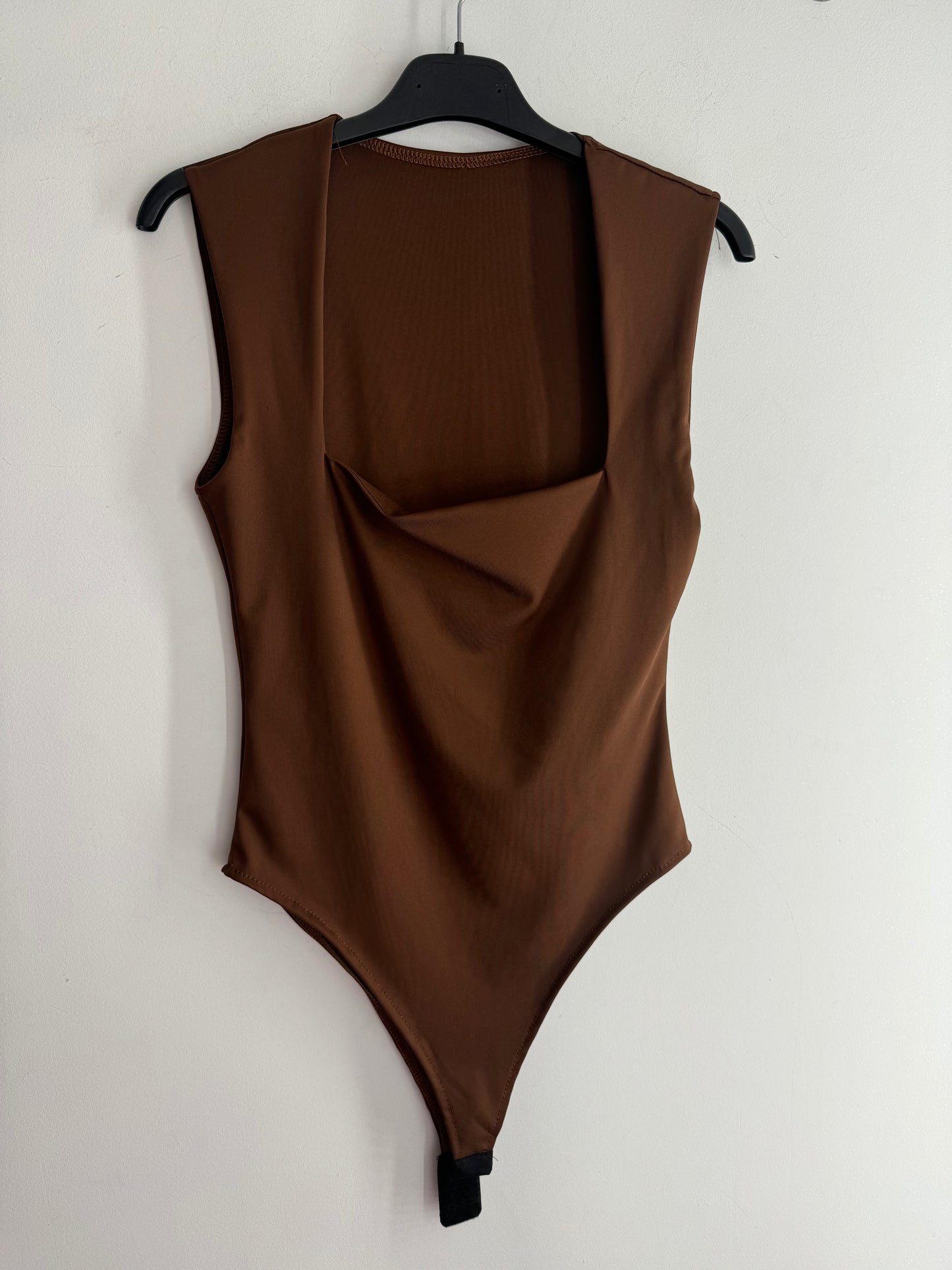 Body smanicato